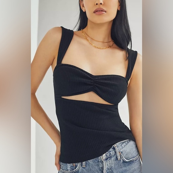 AGOLDE Isla Cutout Tank Size Medium - Picture 1 of 5